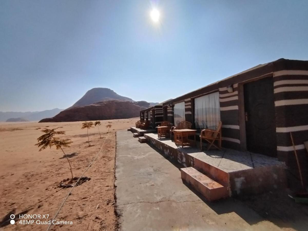 Caesar Desert Camp Wadi Rum Bagian luar foto