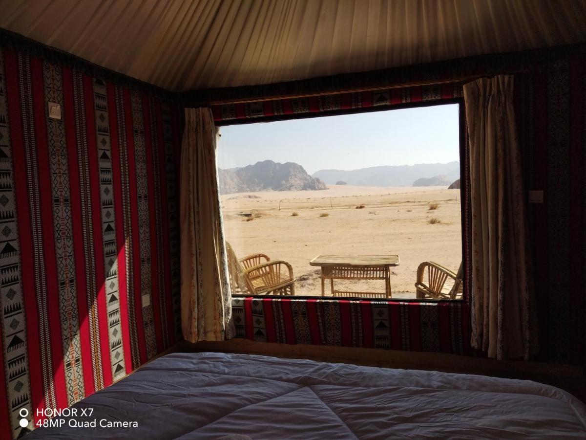 Caesar Desert Camp Wadi Rum Bagian luar foto